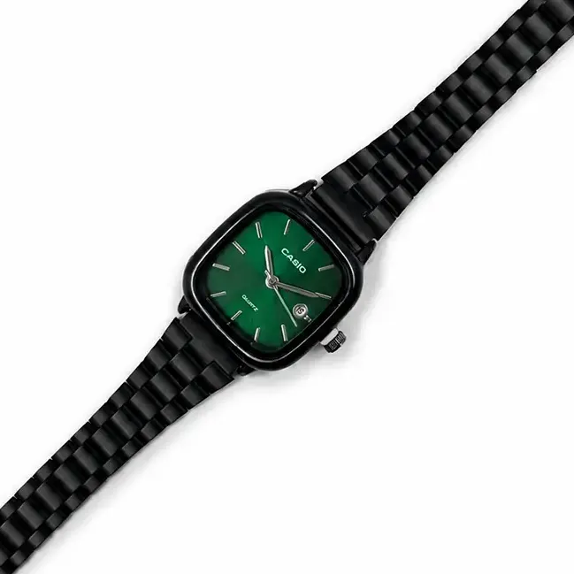 ساعت مچی زنانه کاسیو CASIO اولدمانی مشکی صفحه سبز